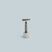 Razor Stand